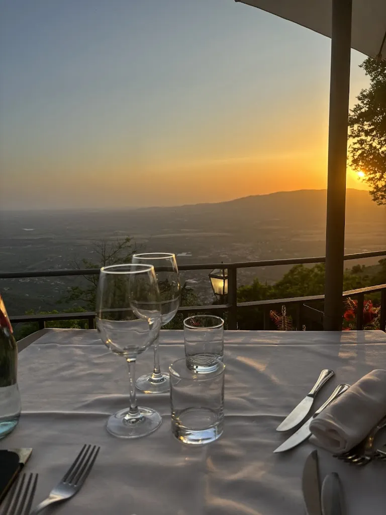 Gentjana Kullani_Locanda dell' Arcangelo_Rocca Massima_review