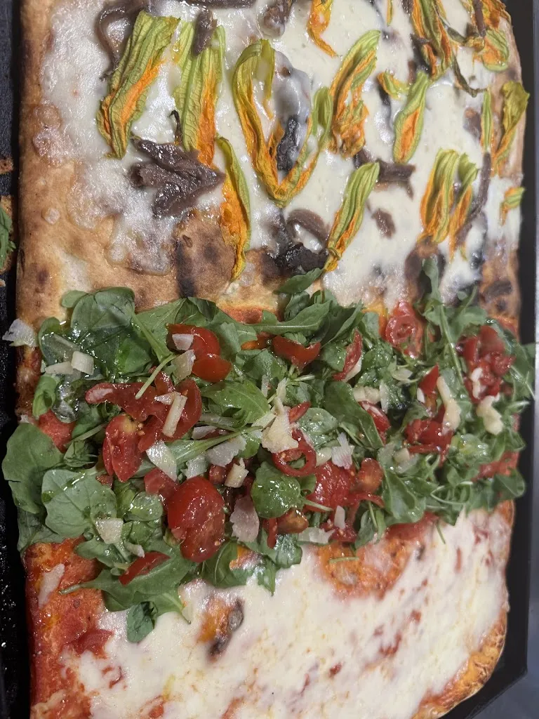 PizzaMassima_Rocca Massima_slider_image_3