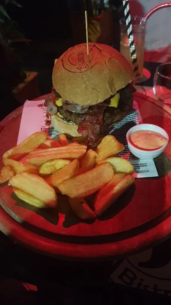 Daniel Lighten_Jungle - Pub Bistrot_Roviano_review