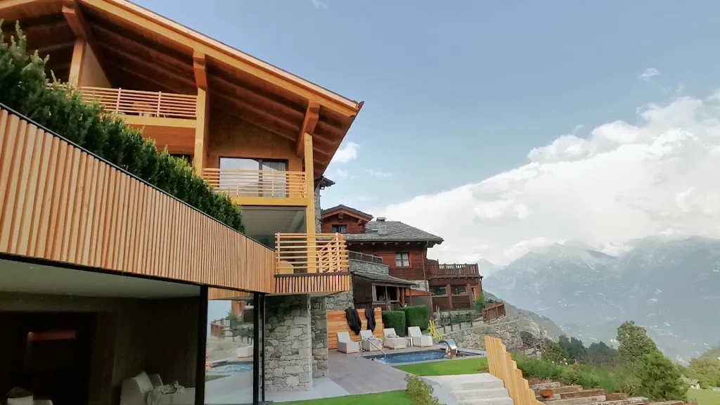 Silou Retreat_Champdepraz_slider_image_2