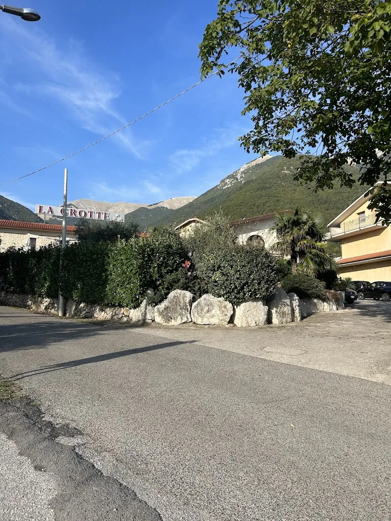 R C_La Grotte Resort_San Donato Val di Comino_review