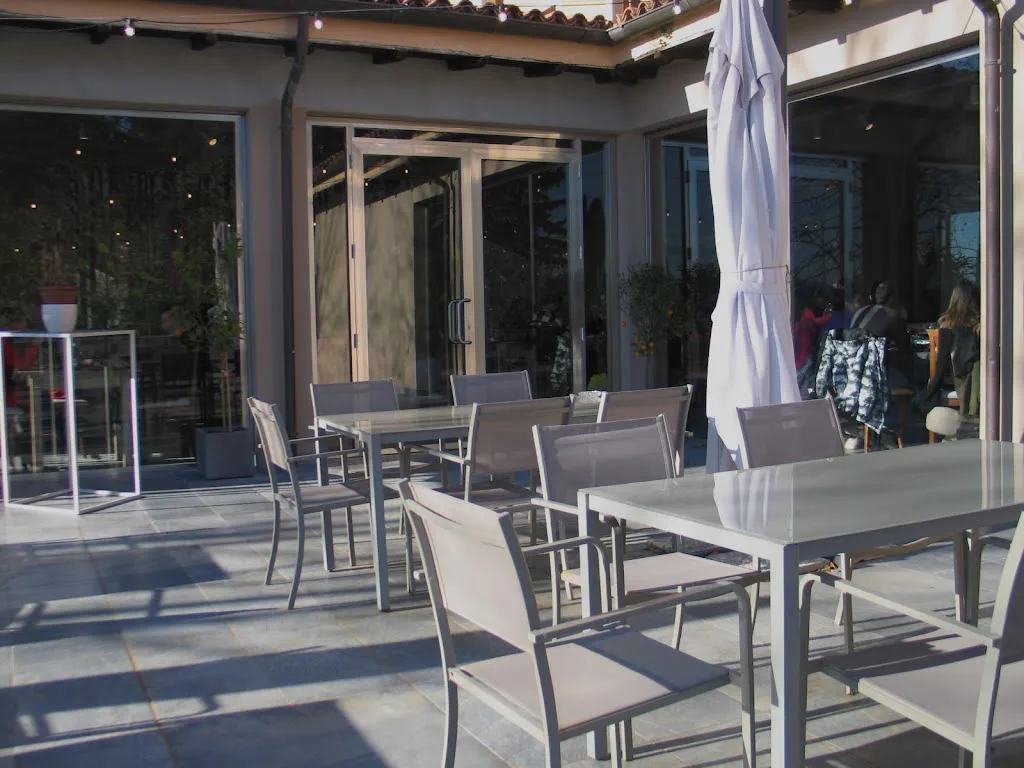 Club 22 : Pizzeria di Villa Grancassa restaurant in San Donato Val di Comino