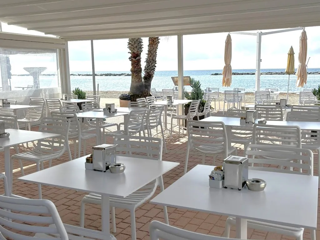 Bar Gauguin restaurant in San Bartolomeo