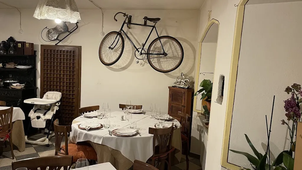 Bar Drive In / Le Bourg chez Dedé restaurant in Champdepraz