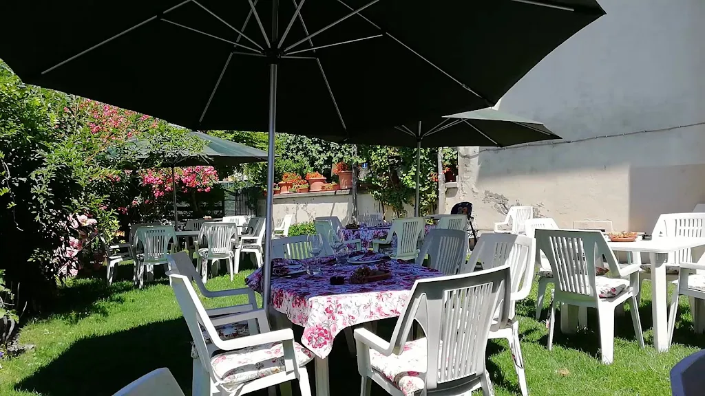 Bar Drive In / Le Bourg chez Dedé_Champdepraz_slider_image_2