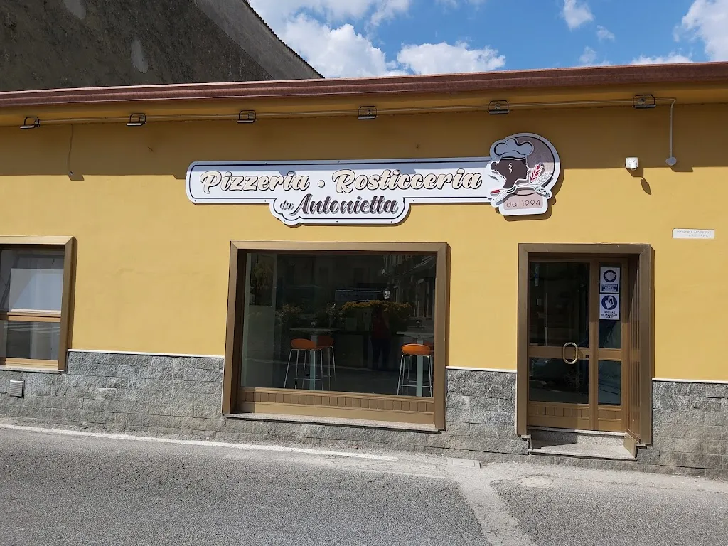 Pizzeria Da Antonietta Di Nardone Marianna restaurant in San Giorgio a Liri