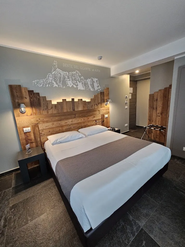 HOTEL RESTAURANT MONTE EMILIUS_Charvensod_slider_image_2