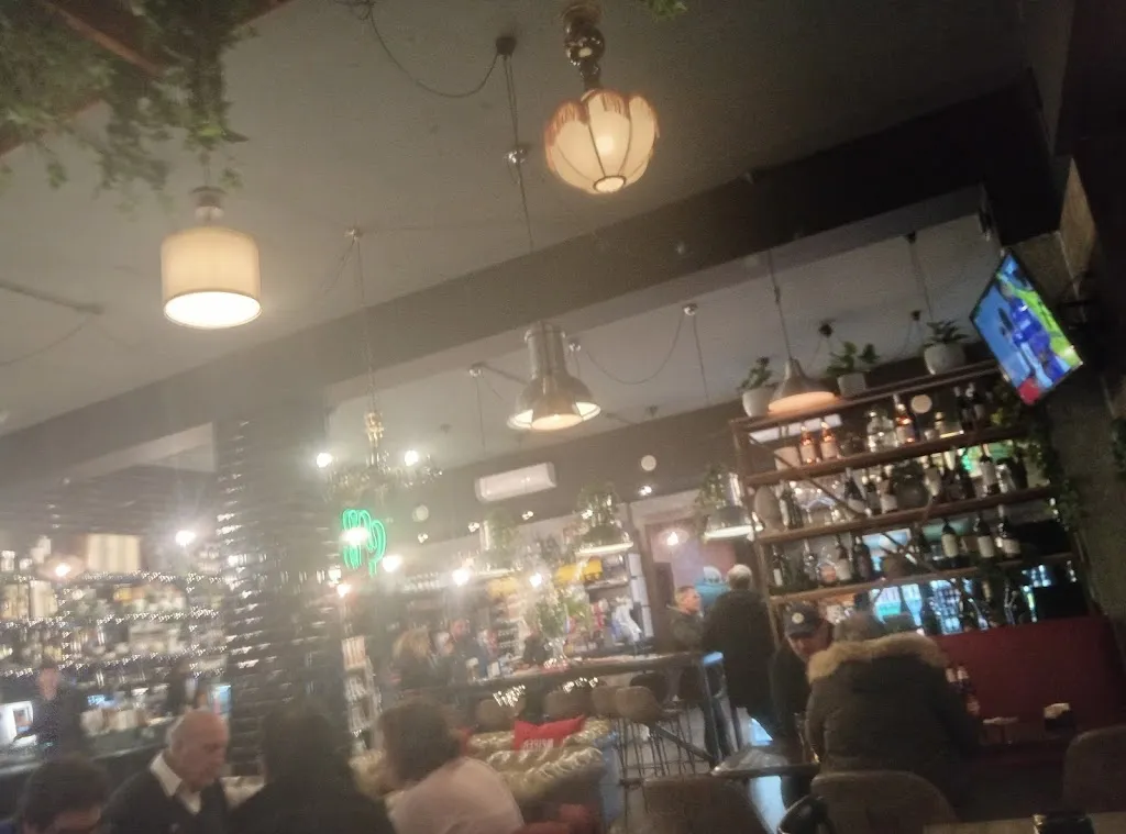 Alessandro Castelli_Bar 