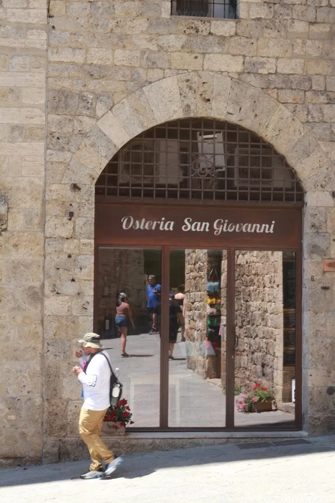 Osteria San Giovanni_San Giovanni-Patoni_slider_image_3