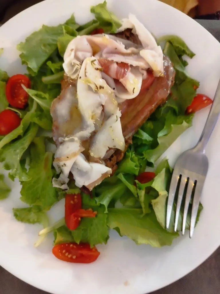 Loredana Tadhana_OSTERIA NOSTRANA KM 0_Sabaudia_review