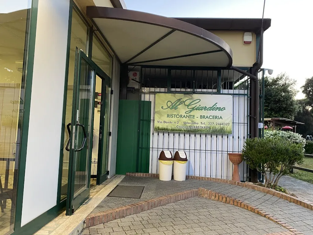 Al Giardino restaurant in Sabaudia