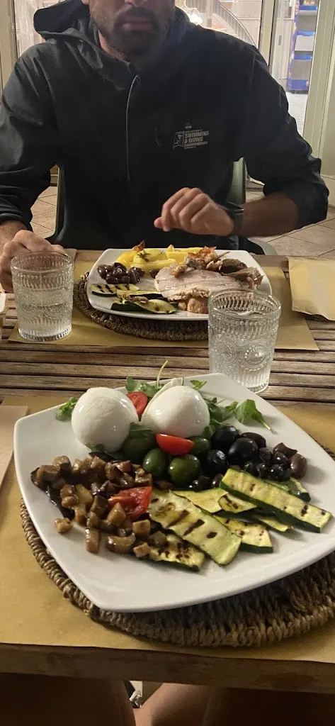 Elisa Rimondi_Il Fornaio_Sabaudia_review