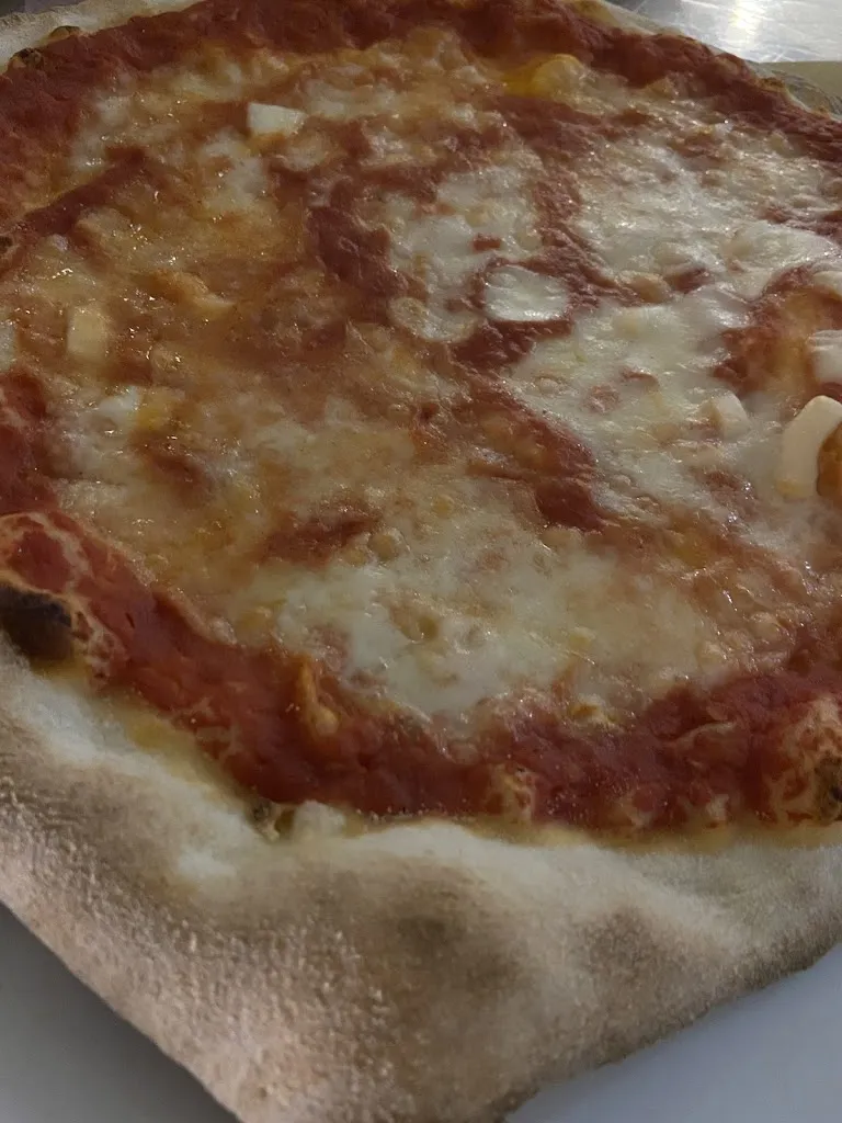 Menu_Blanco Foodrinkpizza_Sabaudia_image_5