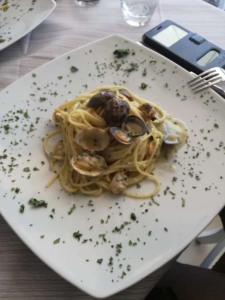 Menu_Blanco Foodrinkpizza_Sabaudia_image_6