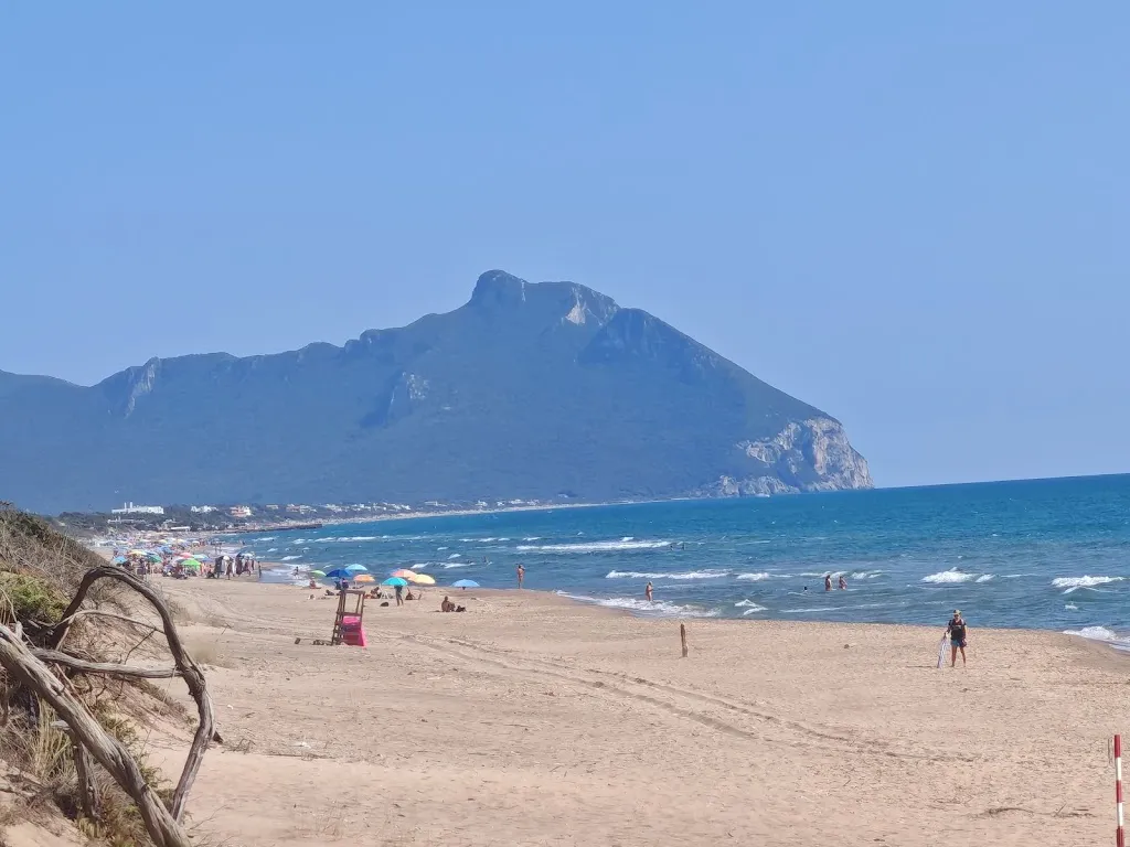 Mo. Bo._Chiosco La Perla_Sabaudia_review