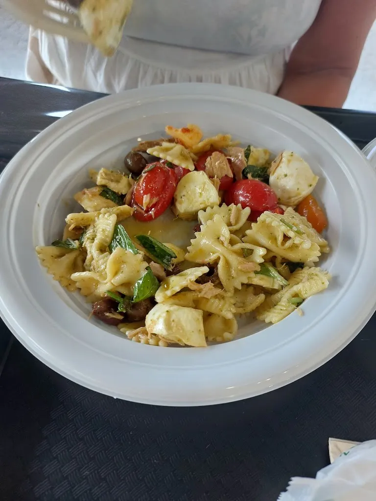 Piergiorgio Badinelli_Bar Cerasella_Sabaudia_review