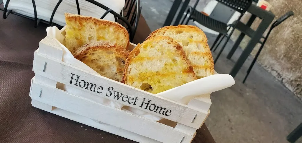 Keroleen Salazar_Bistrot Marconi Caffé & Gastronomia_San Gregorio da Sassola_review