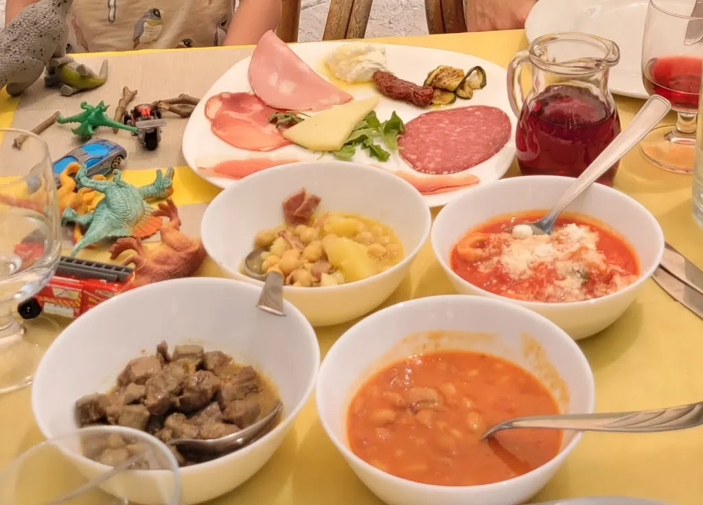 Fiona McManus_Ristorante Pinseria La locanda_San Gregorio da Sassola_review