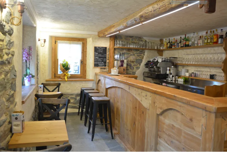 Trattoria Sonveulla Bar Salumificio_Cogne_slider_image_1