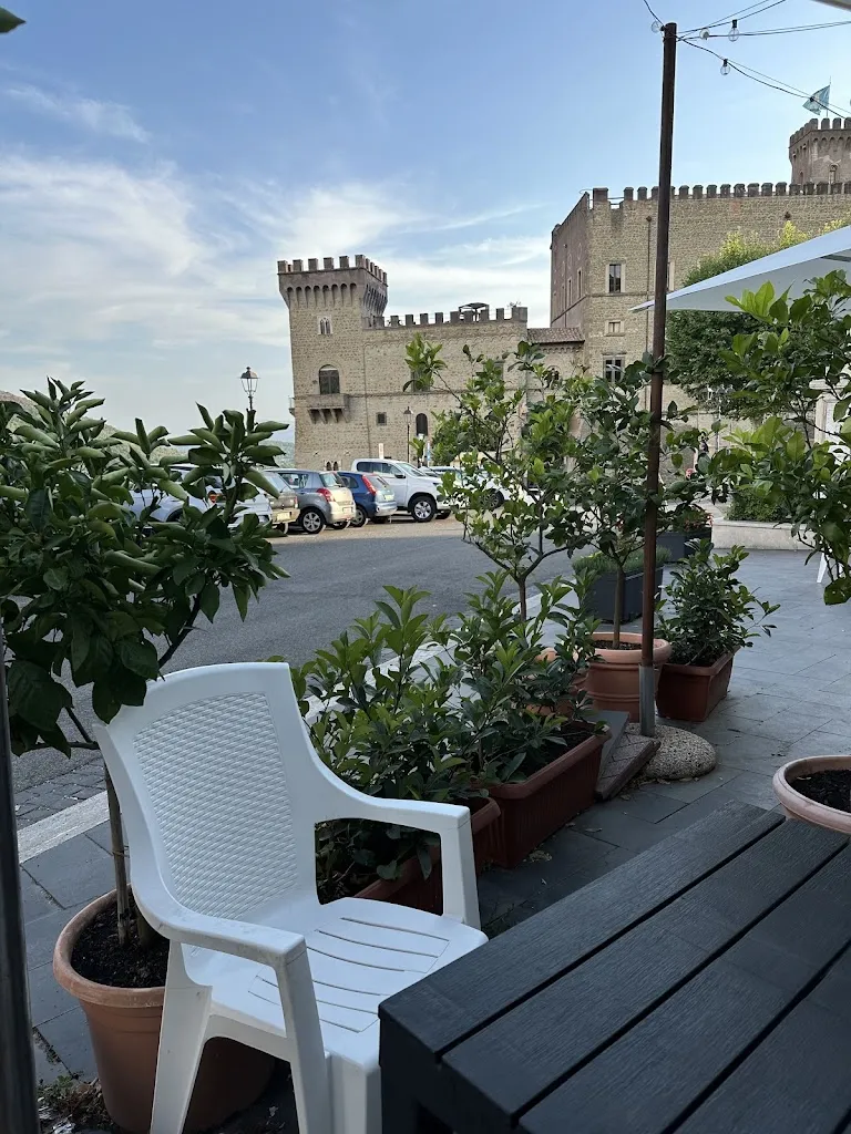 PELK BAR_San Gregorio da Sassola_slider_image_3