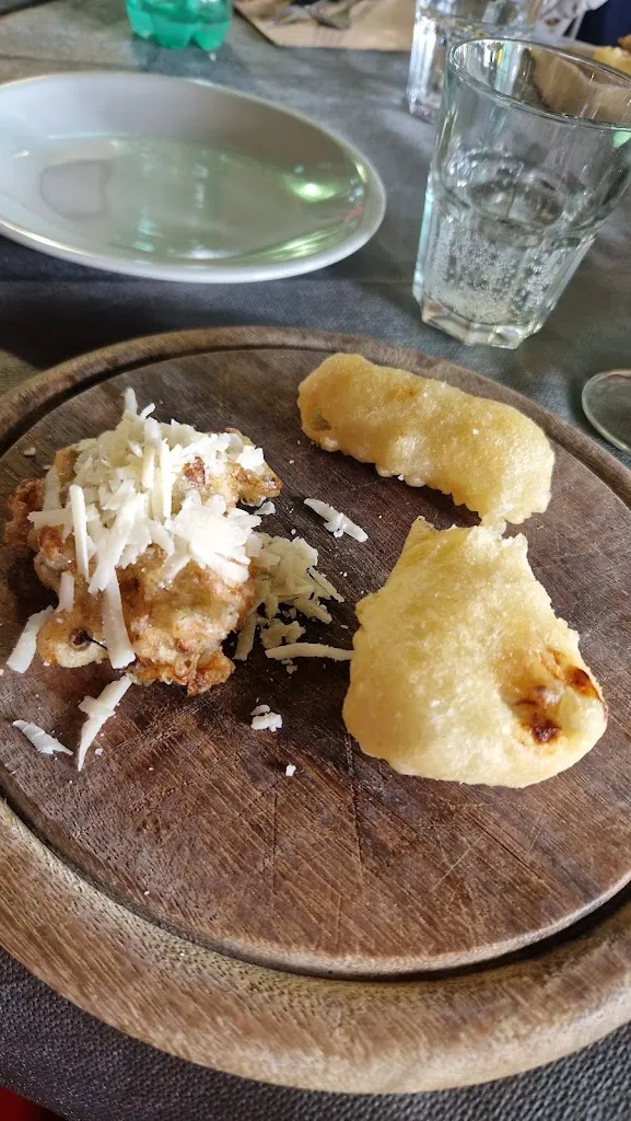 Cecile_Trattoria Pizzeria Moderno_San Martino al Cimino_review