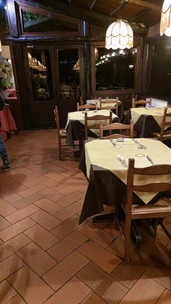 Tavernetta Il Cavaliere - Pizzeria ristorante Viterbo_San Martino al Cimino_slider_image_3