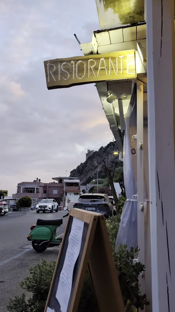 Simone Criscuolo_Spuma_San Felice Circeo_recensione