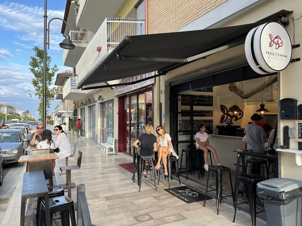 Pesce & Farina - Cartocceria da asporto_San Felice Circeo_slider_image_1