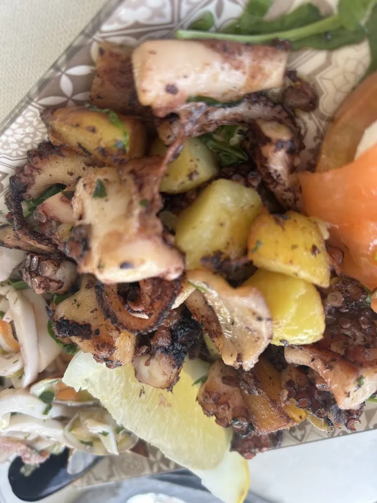 Vittoria Tamburini_Il Veliero_San Felice Circeo_review