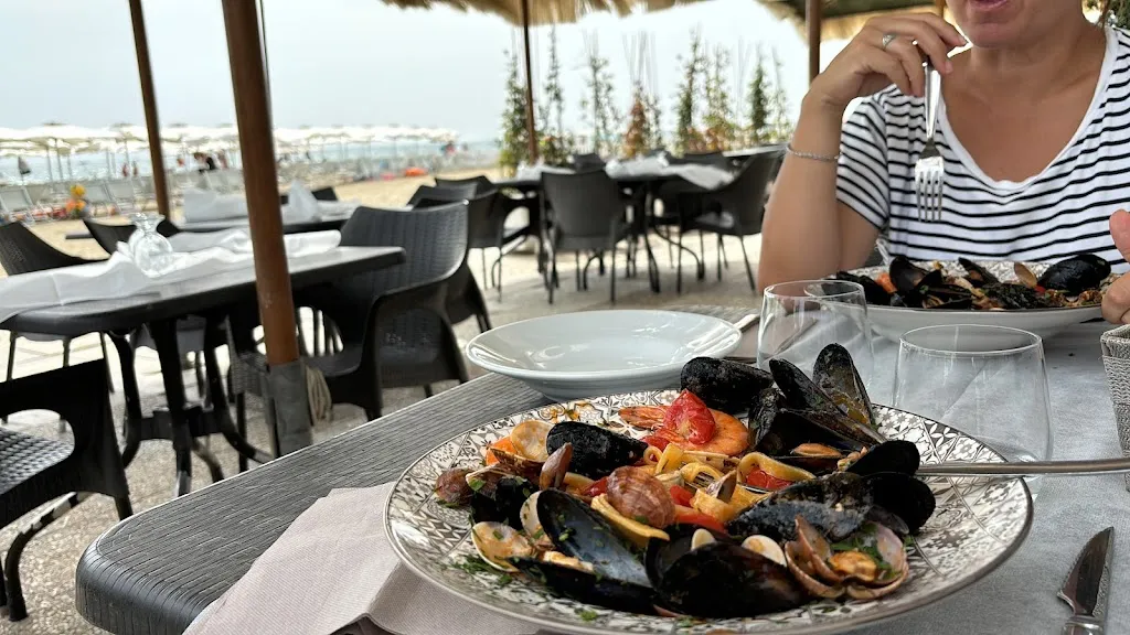 Gabriele Grasselli_Il Veliero_San Felice Circeo_review