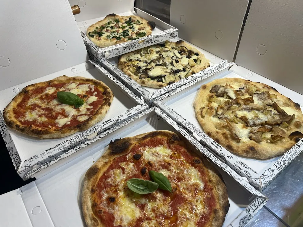 Wild-Fox Pizzeria di William Fielding_Sant'Ambrogio sul Garigliano_slider_image_2