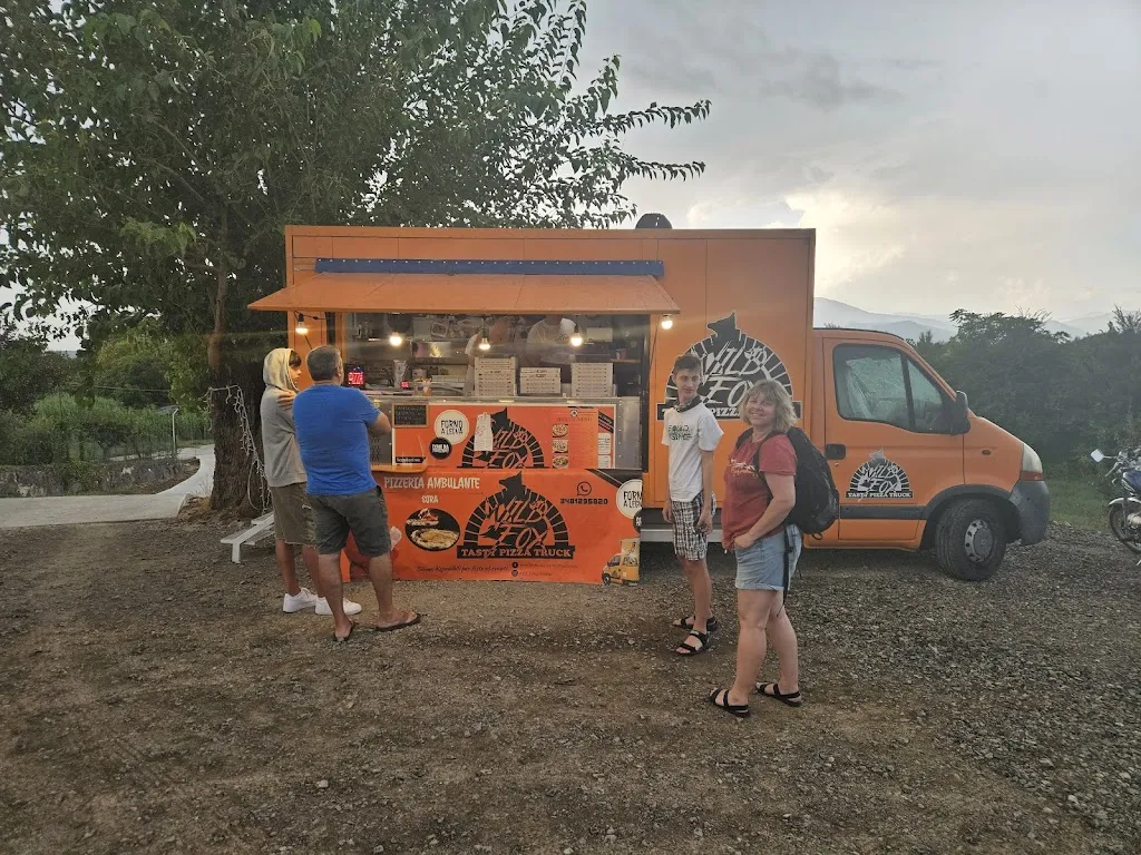 Wild-Fox Pizzeria di William Fielding_Sant'Ambrogio sul Garigliano_slider_image_3