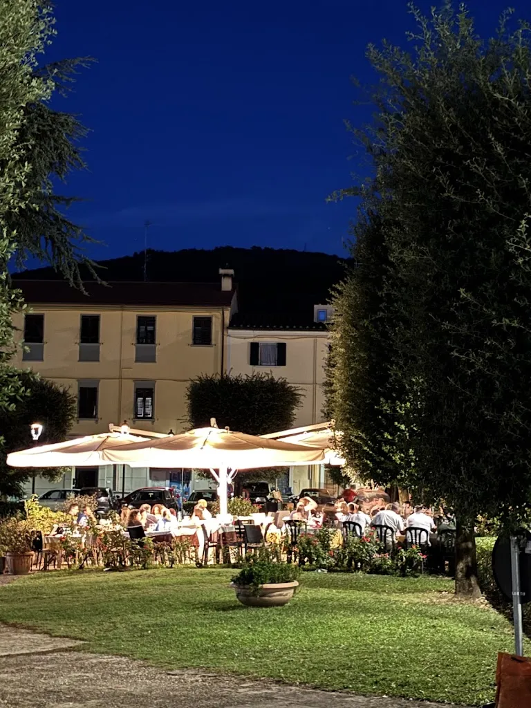 Jantina Niemeijer_Pizzeria IL RITROVO_Santa Rufina_review