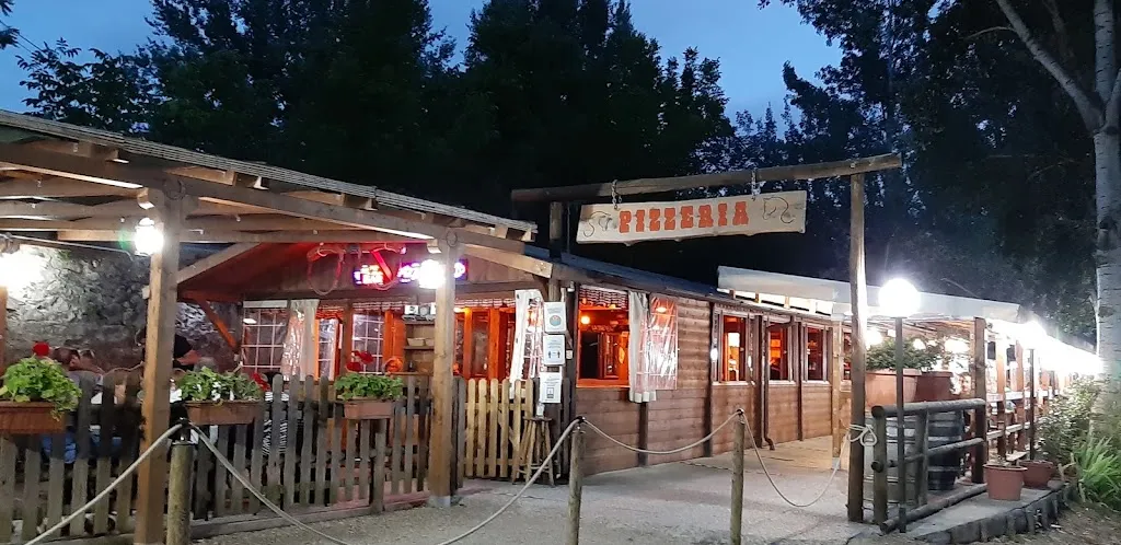 Lago D'Argento restaurant in Santa Rufina