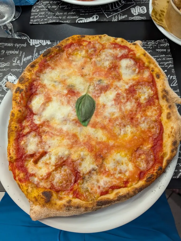 Malibu' Pizzeria And Restaurant restaurant in Santi Cosma e Damiano