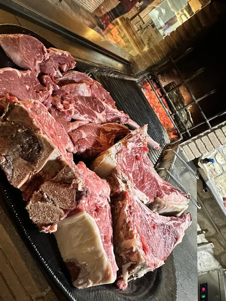 Bistrot 66 Restaurant,pizza & grill_Santi Cosma e Damiano_slider_image_3