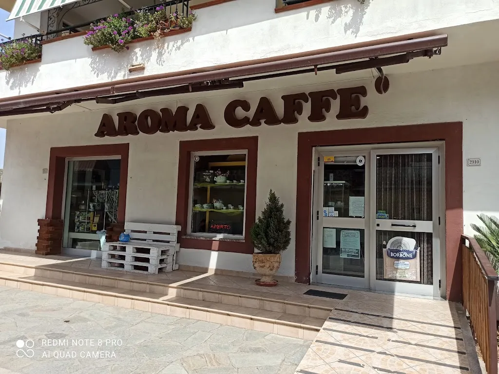 Aroma Caffe' restaurant in Santi Cosma e Damiano
