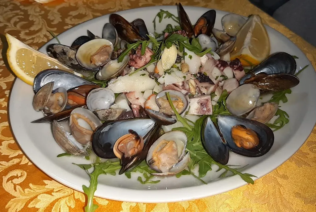 merllu Lulù_Al Tinello_Santi Cosma e Damiano_review