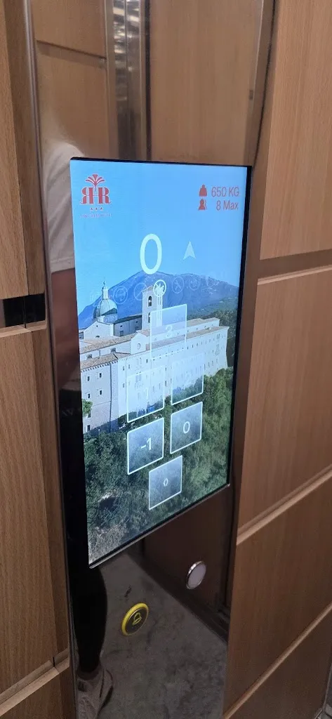 Tomaž Hrsak_Hotel Santelia_Sant'Elia Fiumerapido_review