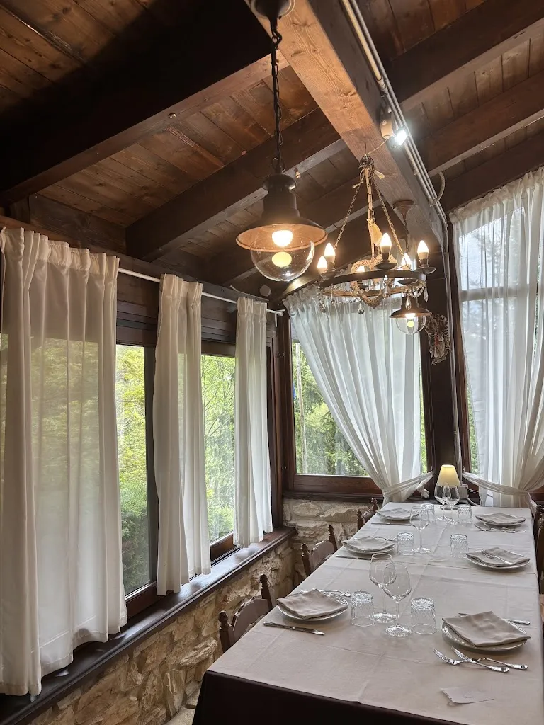 Ristorante Bar La Baita restaurant in Saracinesco