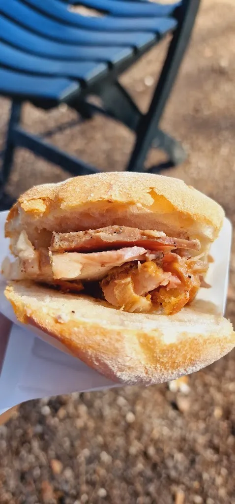 Sandrino il Re del Panino restaurant in Sassacci