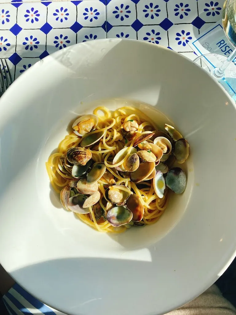 Fernanda Solana_Mare e Sole_Santa Marinella_recensione