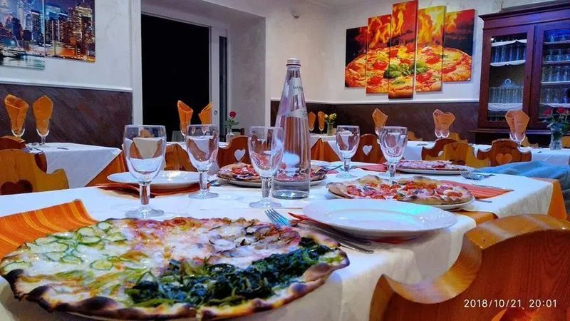 Ristorante Pizzeria Bar La Fonte_Scandriglia_slider_image_1