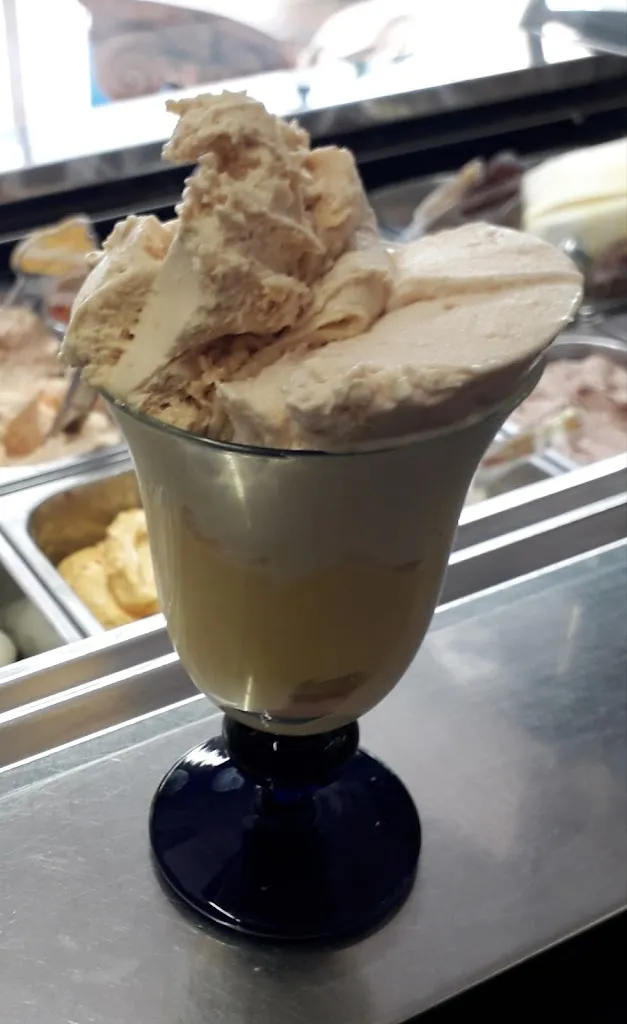 Menu_Bar gelateria Black & White_Scandriglia_image_3