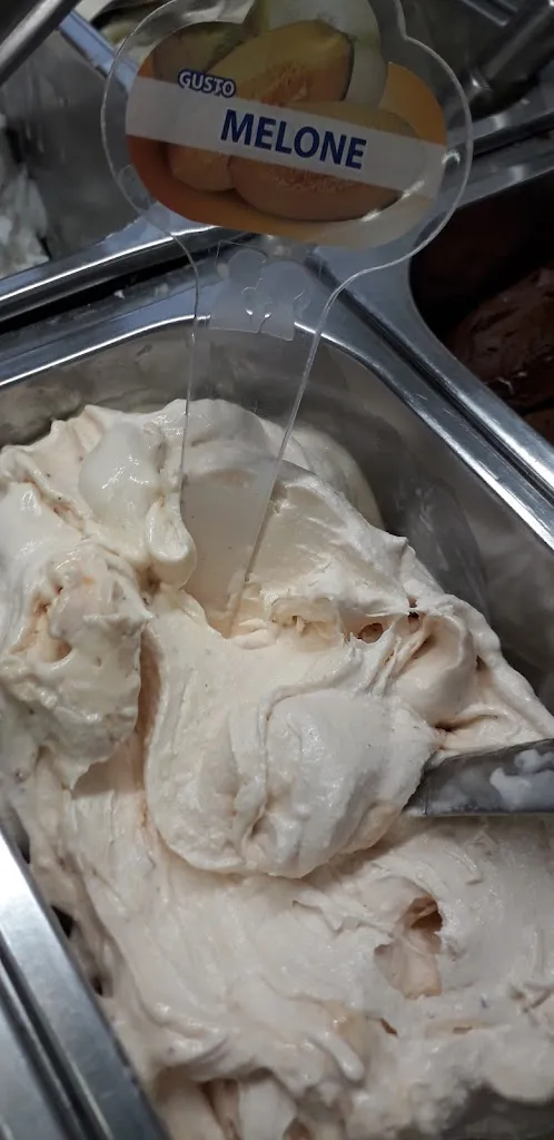 Bar gelateria Black & White_Scandriglia_slider_image_3