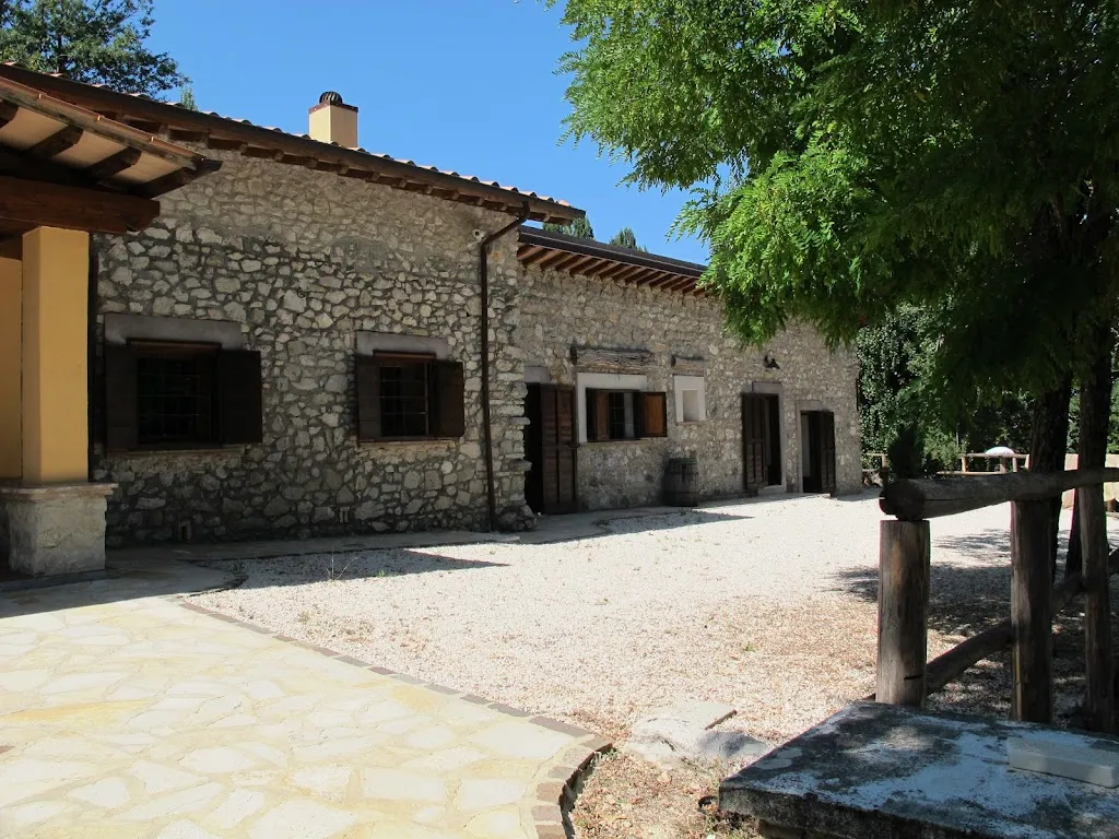 Casale Le Schiazze_Scandriglia_slider_image_2