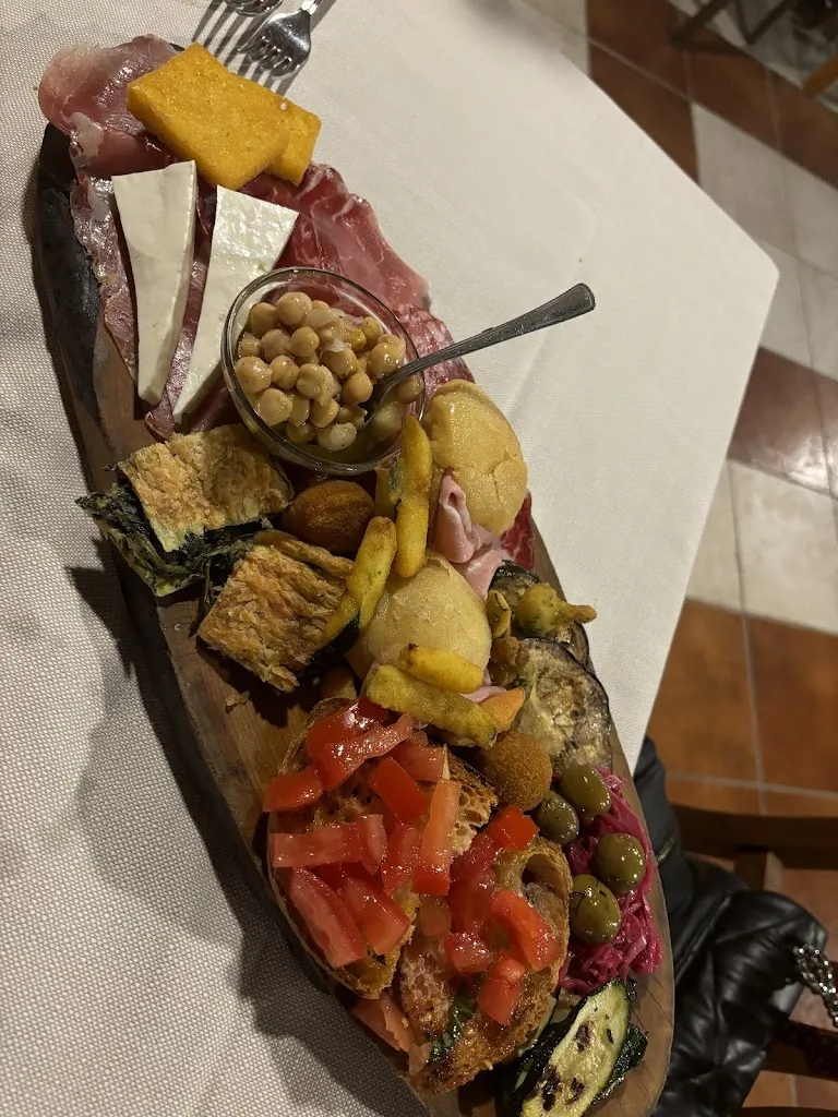 Asia Vennarucci_La Sorgente_Sermoneta_review