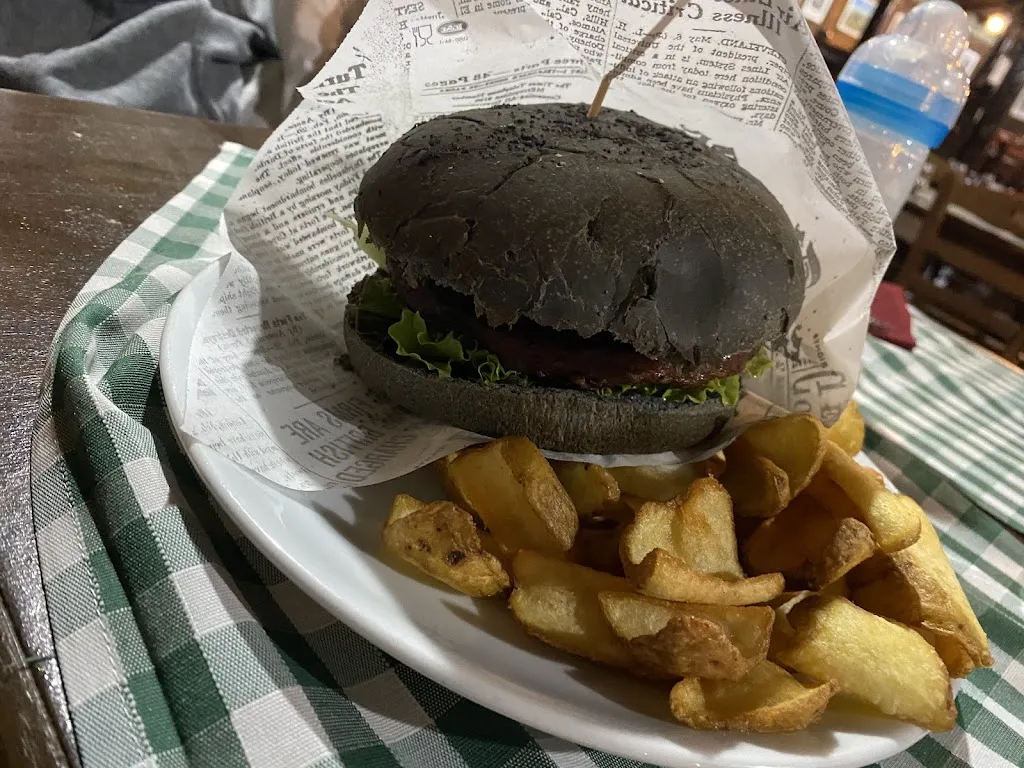 Sofy Floeur_I Tronchi - Pizzeria_Serrone_review