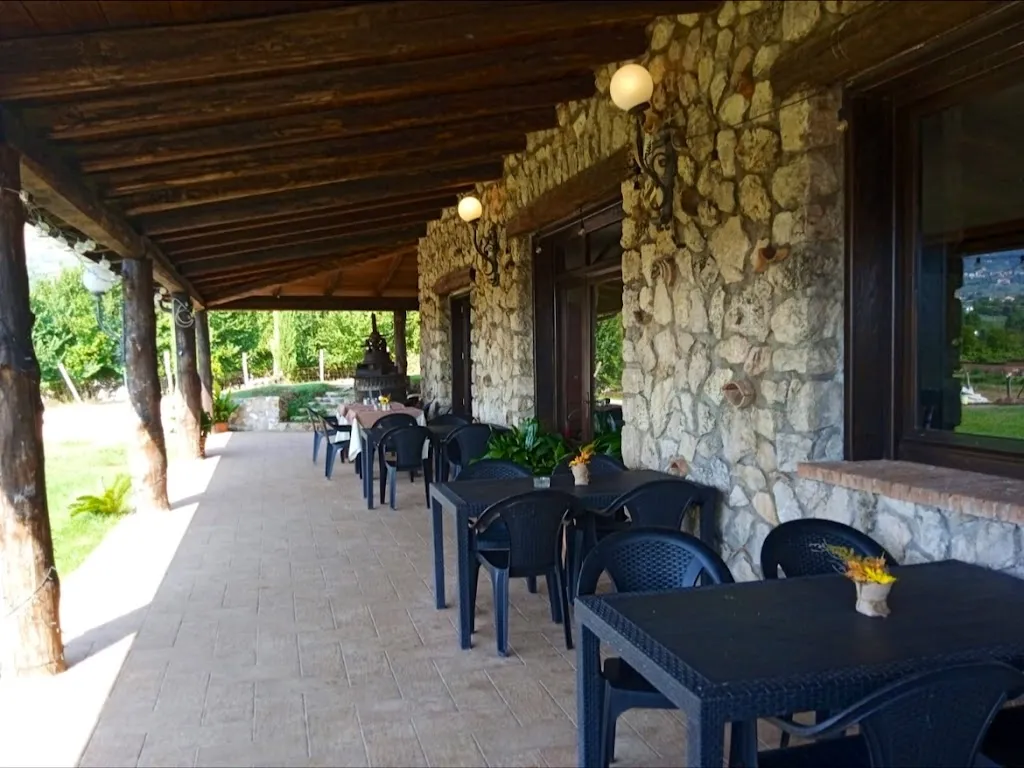 agriturismo Il Casalotto_Serrone_slider_image_3