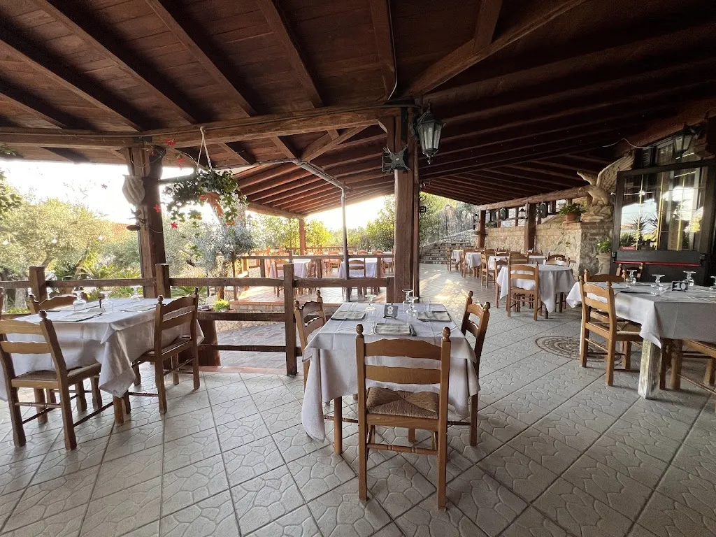 “LE TERRAZZE” RISTORANTE PIZZERIA_Sezze Scalo_slider_image_1